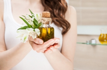 Herbal Hair Oils Manufacturer in Italy